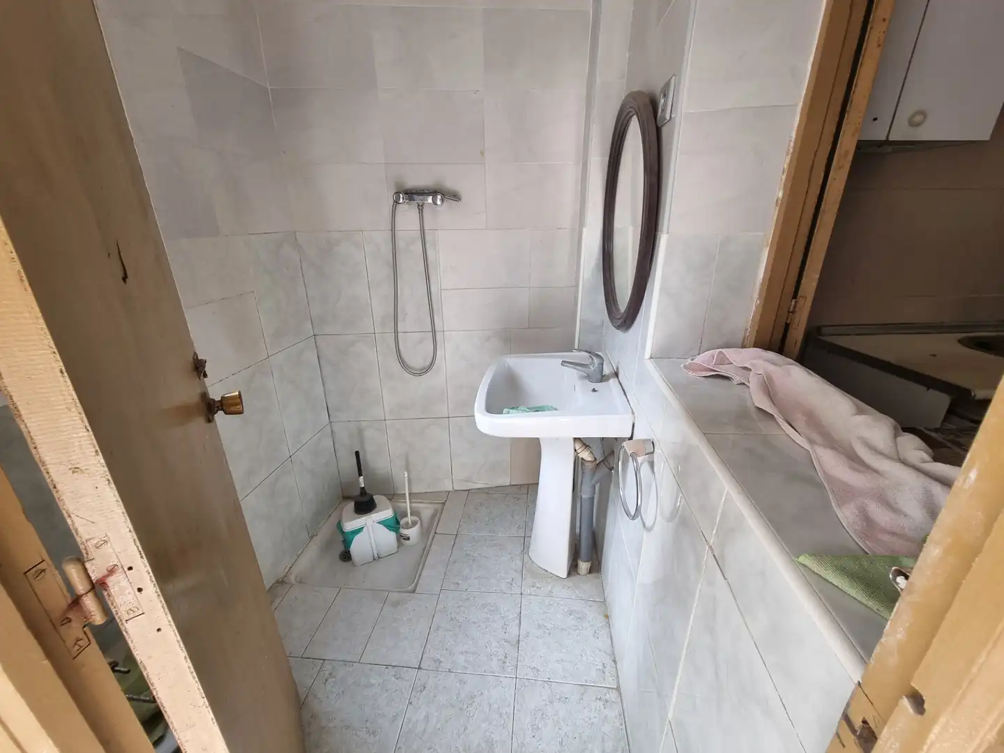 Bany de Casa o xalet en venda en Almería amb Jardí privat, Terrassa i Moblat