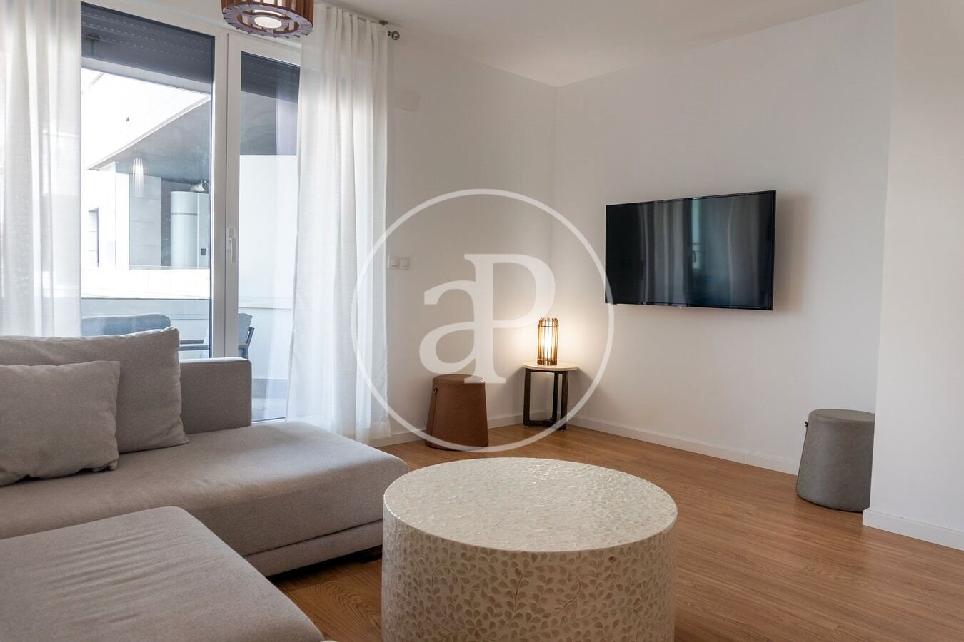 Living room of Flat to rent in  Valencia Capital  with Air Conditioner, Heating and Furnished