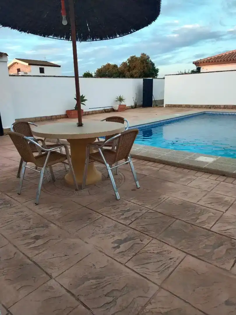 Piscina de Casa adosada de lloguer en Barrio Nuevo