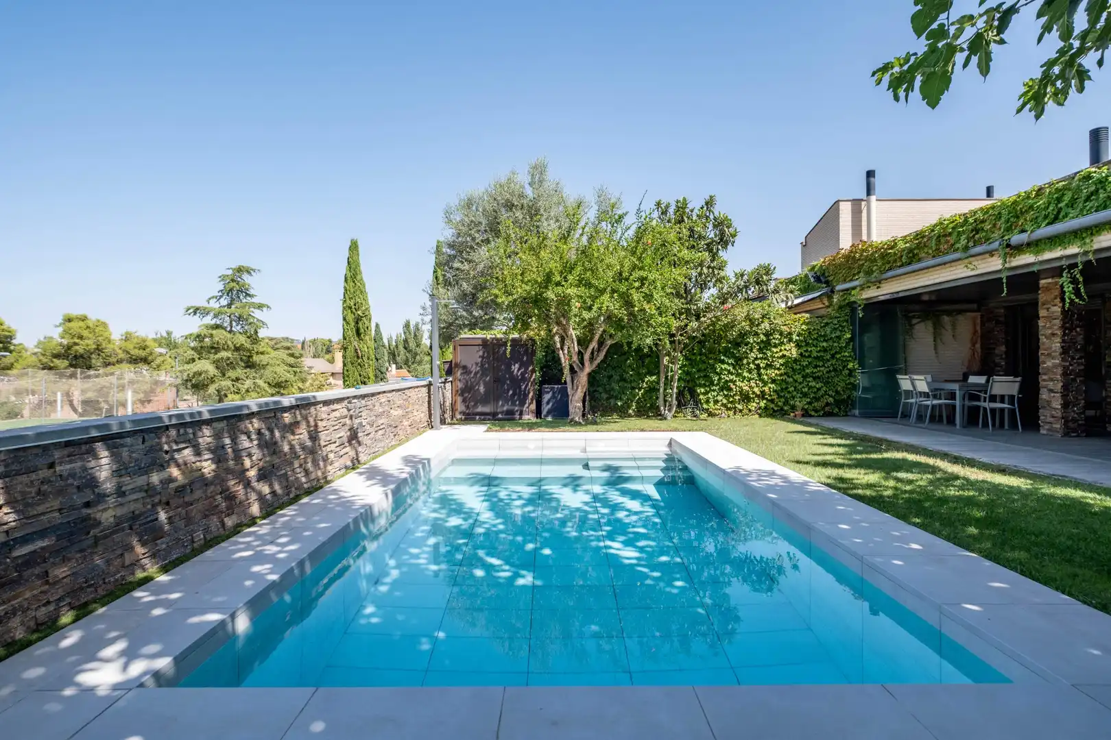 Casa aparellada amb piscina en venda a Camino FUENTE DE LA JUNQUERA, imagen 5