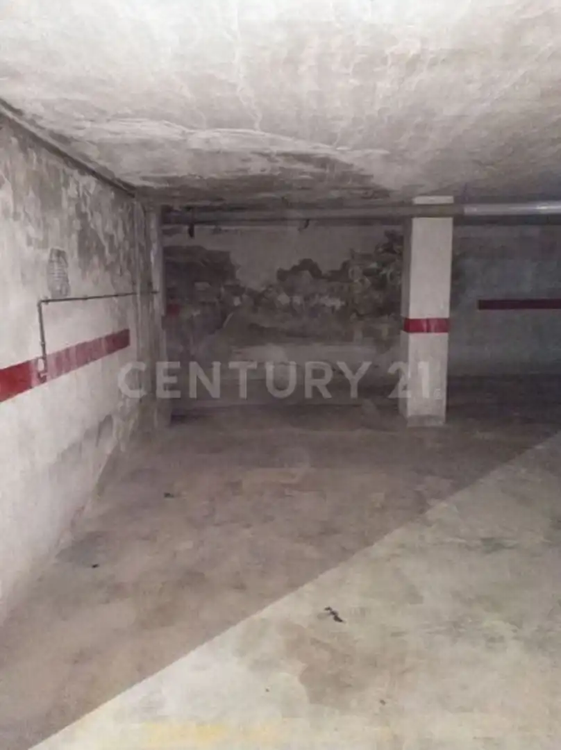 Aparcamiento en alquiler en Calle Fortunato Arias 44, imagen 2