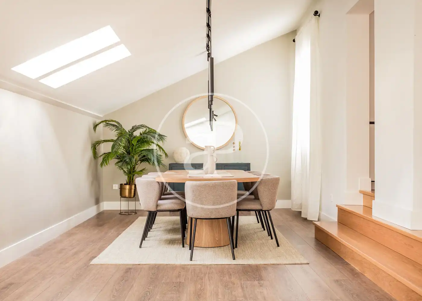 Comedor de Piso de alquiler en Madrid con Aire acondicionado, Calefacción y Amueblado