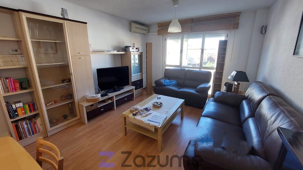 Living room of Flat to rent in Torrejón de Ardoz  with Air Conditioner, Heating and Parquet flooring
