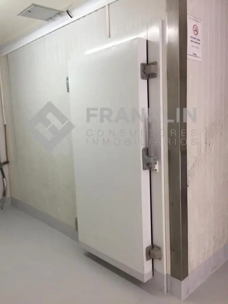 Business premises to rent in Carrer de Salvador Seguí - El Noi del Sucre 81, imagen 4
