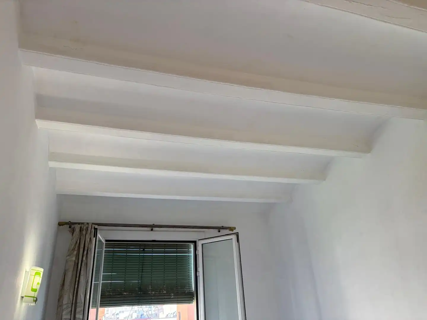 Terraza de Piso en venta en Barcelona con Amueblado, Lavadora y Microondas
