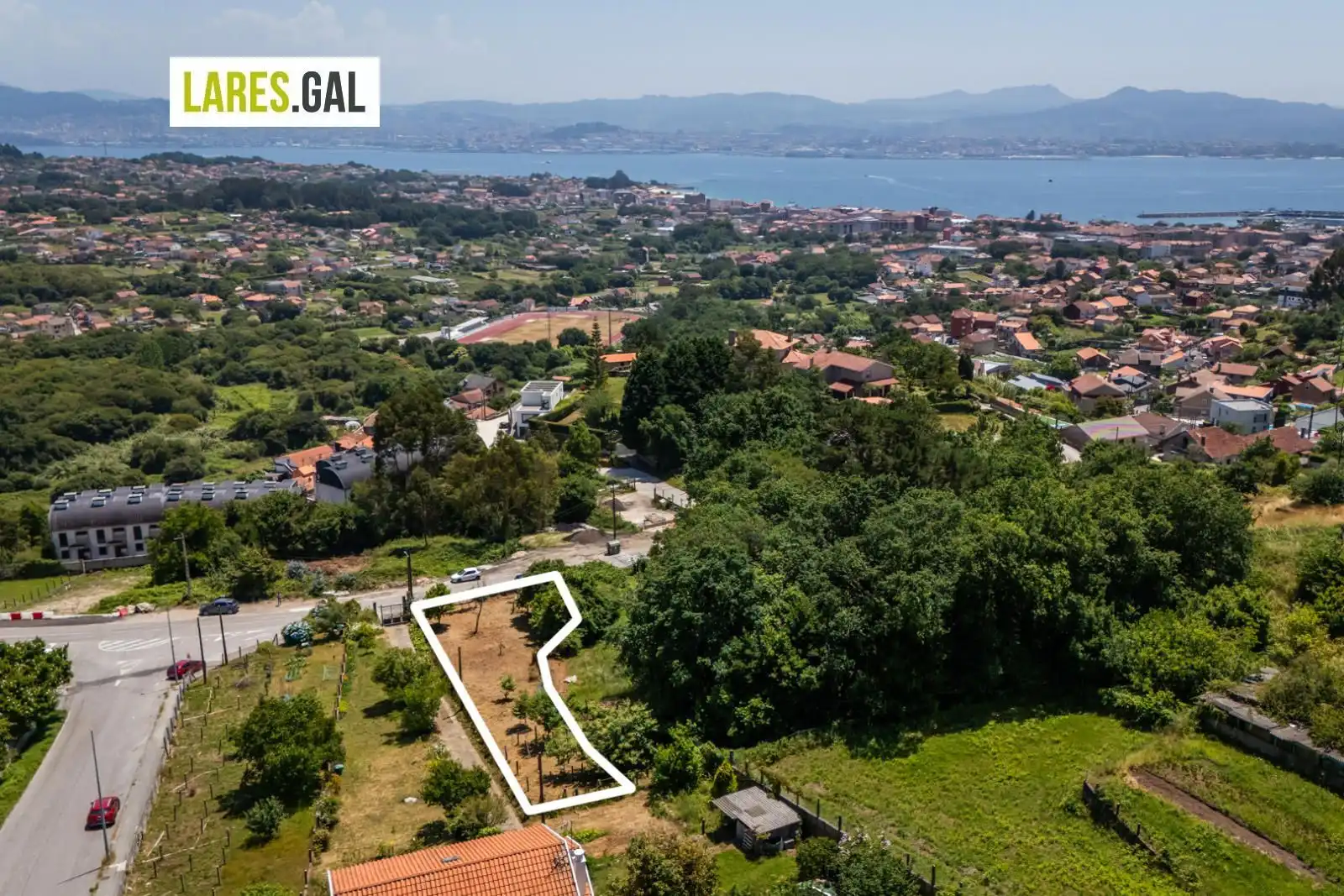Lands and plots for sale in Ourelo