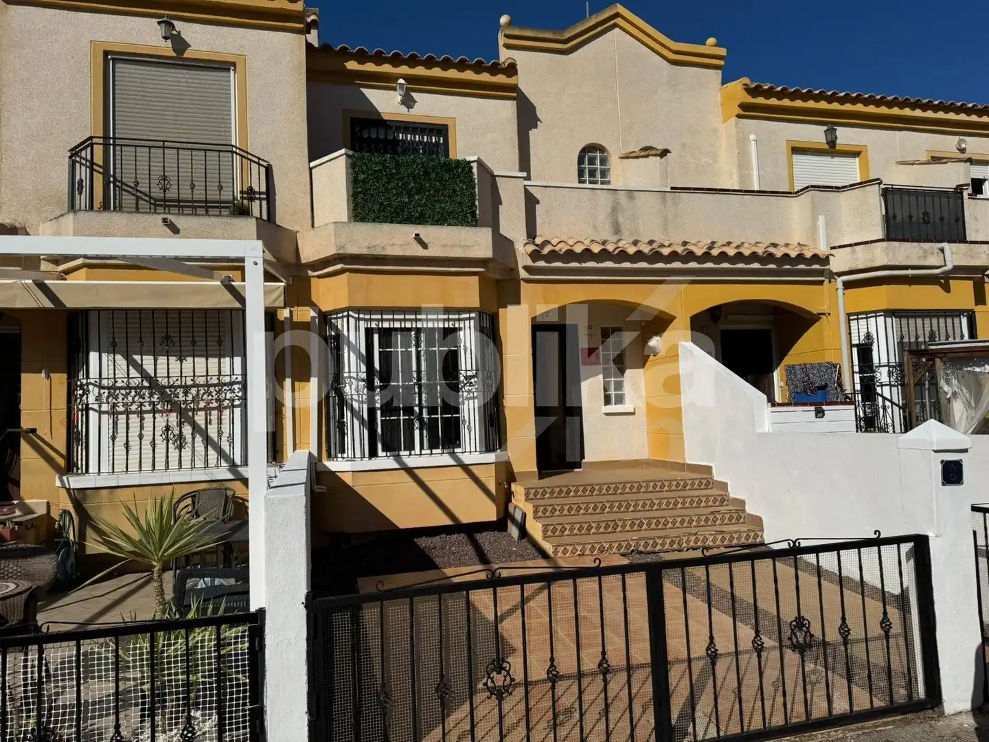 Exterior view of Detached homes for sale in Guardamar del Segura  with Private garden, Terrace and Balcony