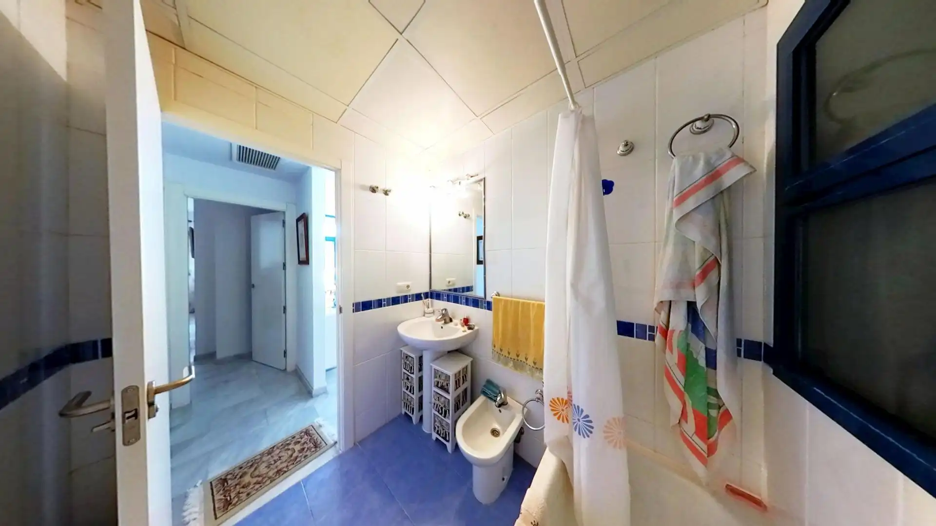 Bany de Apartament en venda en Gualchos amb Aire condicionat, Calefacció i Terrassa