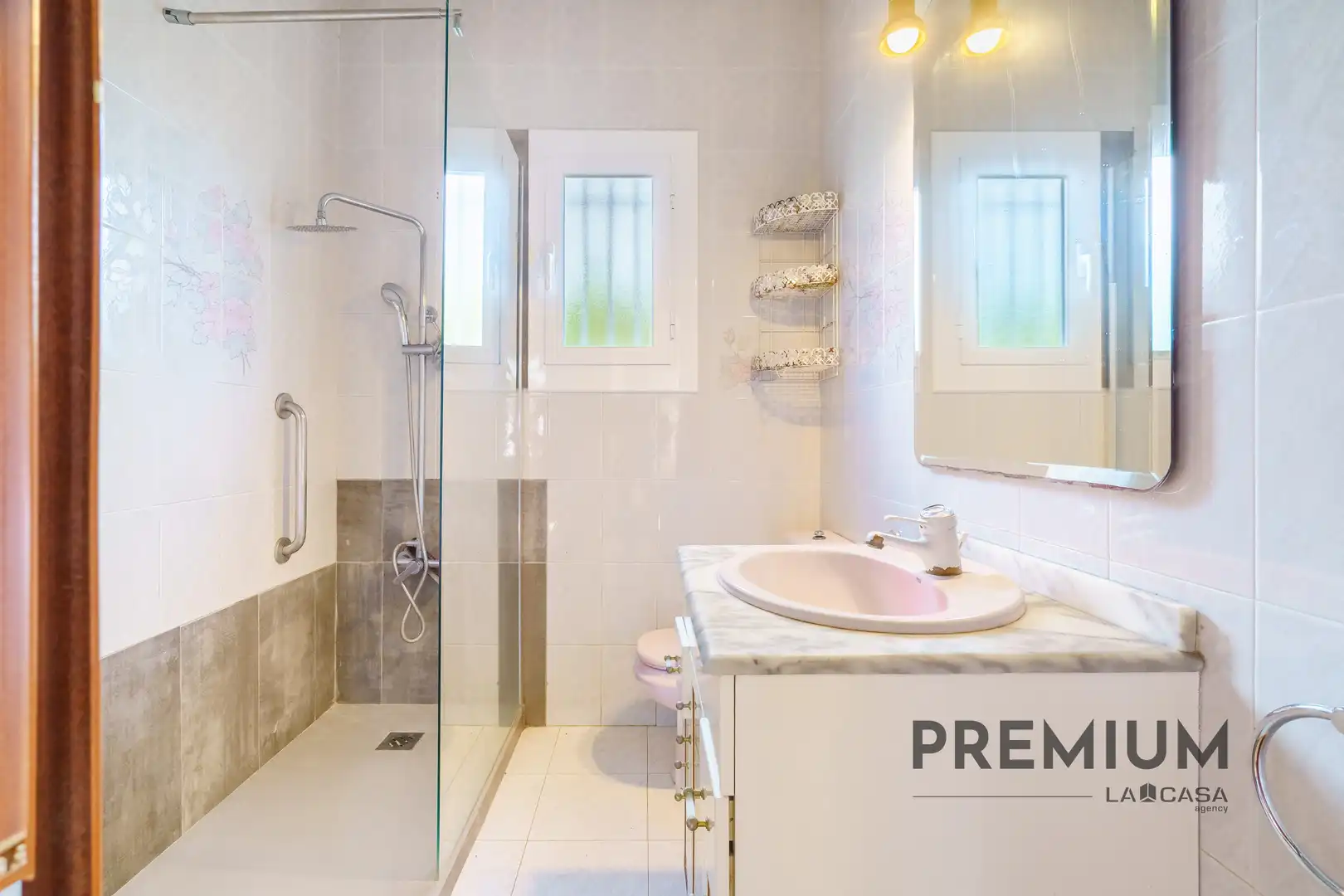 Baño de Casa o chalet en venta en Castelldefels con Terraza y Balcón