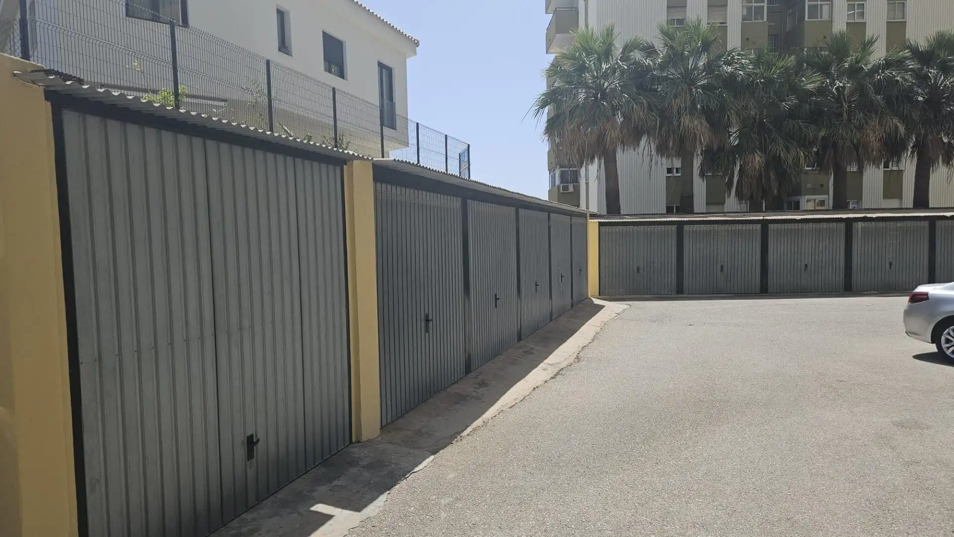 Parking de Piso en venta en Fuengirola con Terraza y Balcón
