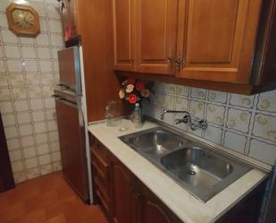 Cuina de Pis en venda en  Sevilla Capital amb Aire condicionat, Terrassa i Moblat