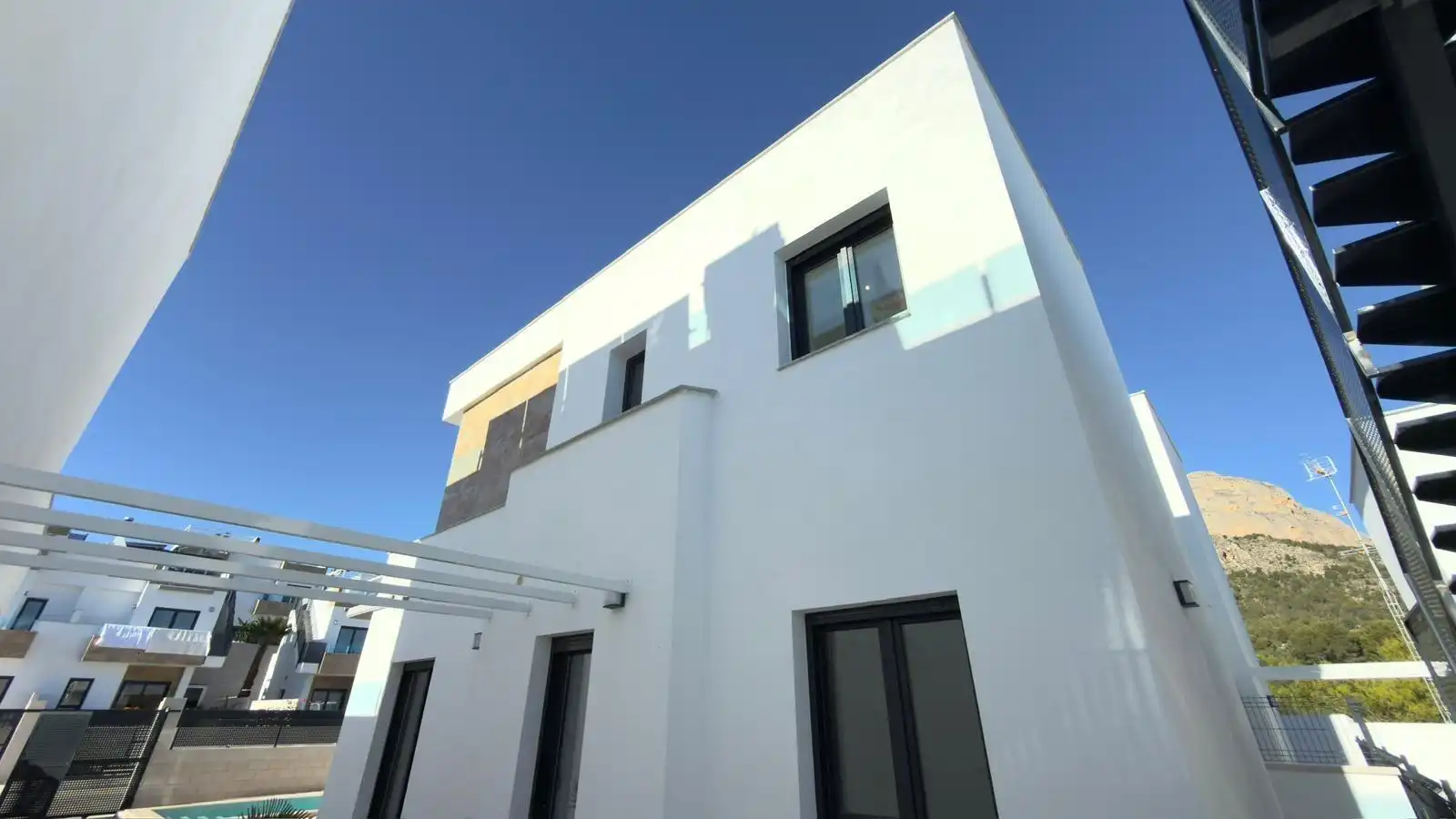 Chalet con terraza en venta en Calle Milan, imagen 16