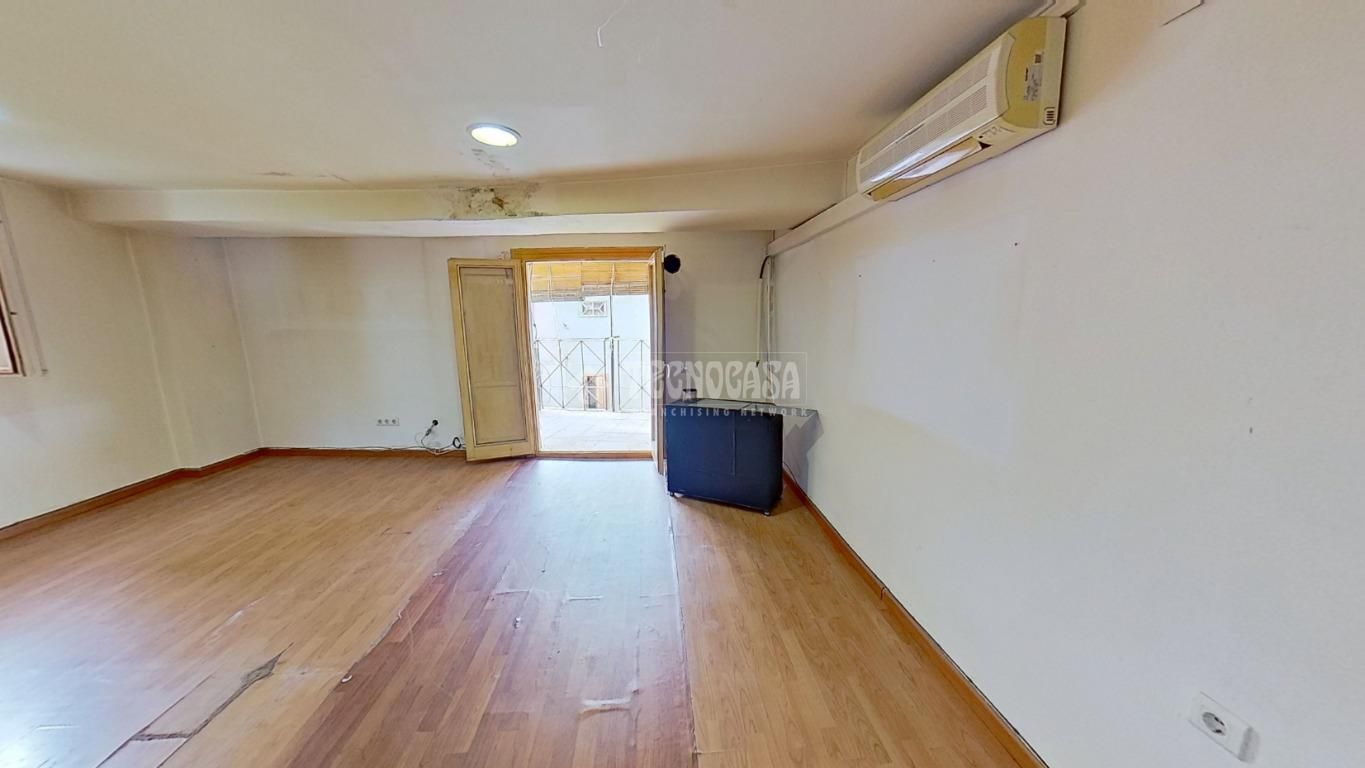 Flat for sale in Sallent  with Parquet flooring, Terrace and Balcony