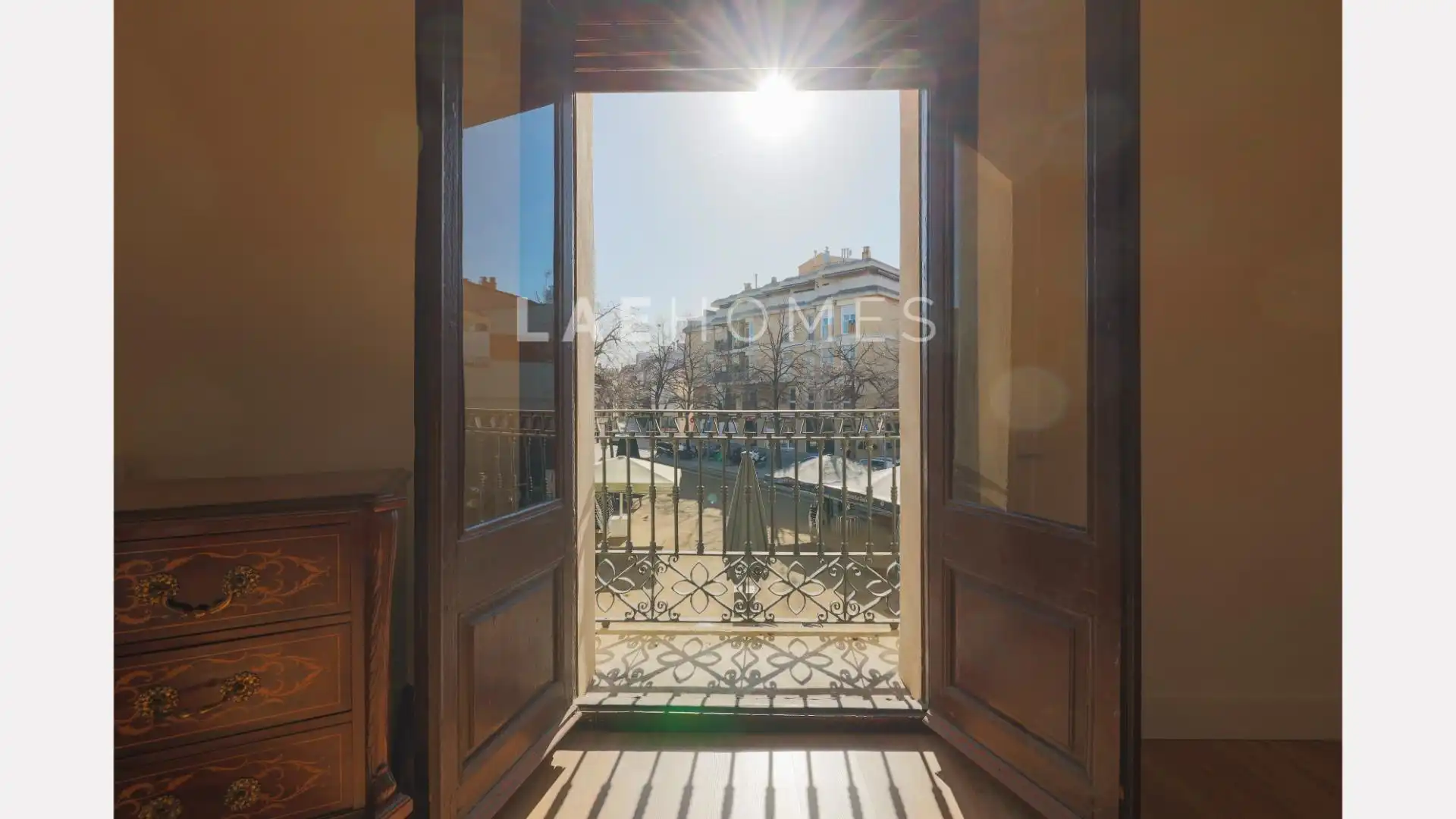 Vista exterior de Oficina de alquiler en Sant Cugat del Vallès con Aire acondicionado, Calefacción y Terraza