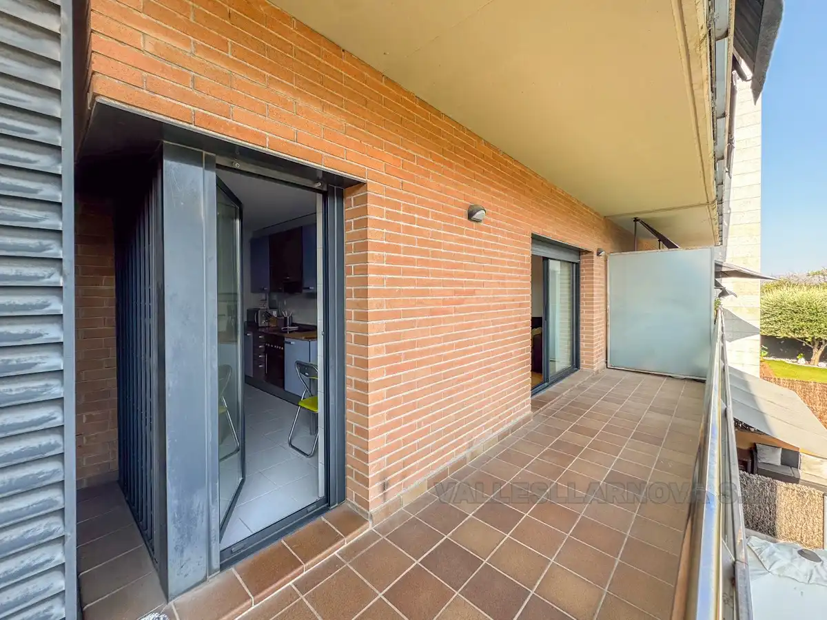 Terraza de Piso en venta en Parets del Vallès con Calefacción, Jardín privado y Parquet