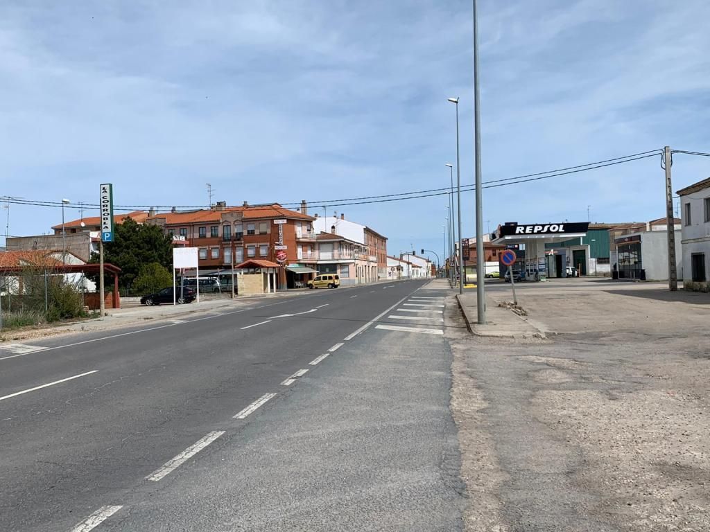Vista exterior de Edifici en venda en Calvarrasa de Abajo