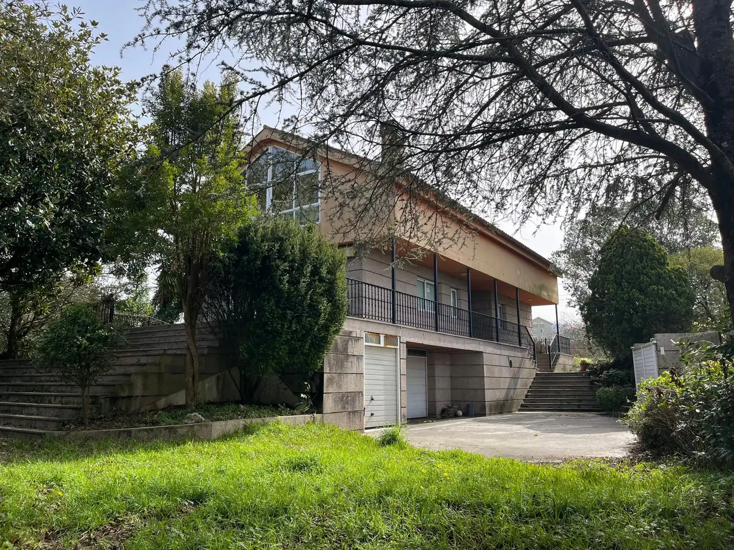 Exterior view of Houses for sale in Vigo   with Private garden, Terrace and Swimming Pool