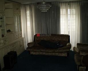 Living room of House or chalet for sale in Santiago de Compostela 