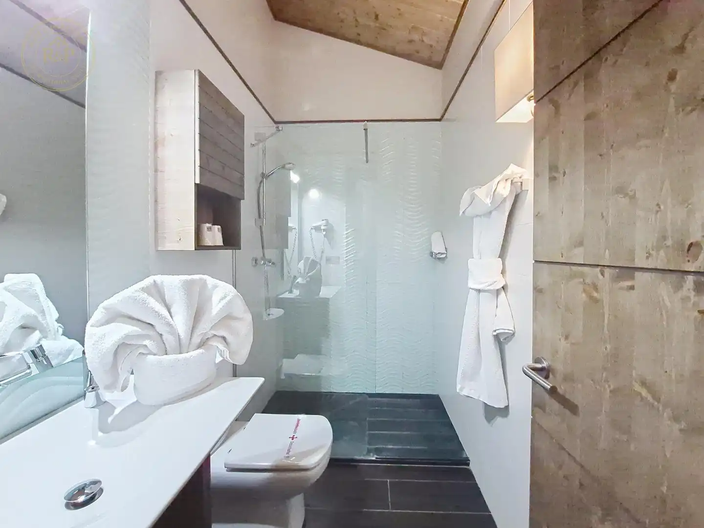 Badezimmer von Gebäude zum Verkauf in Cercs