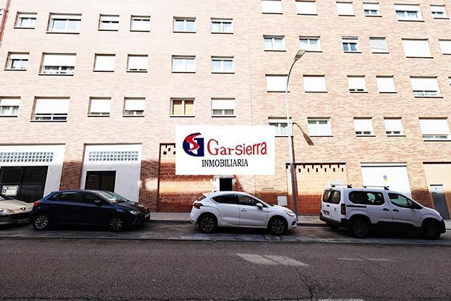 Vista exterior de Oficina en venta en Guadalajara Capital con Calefacción