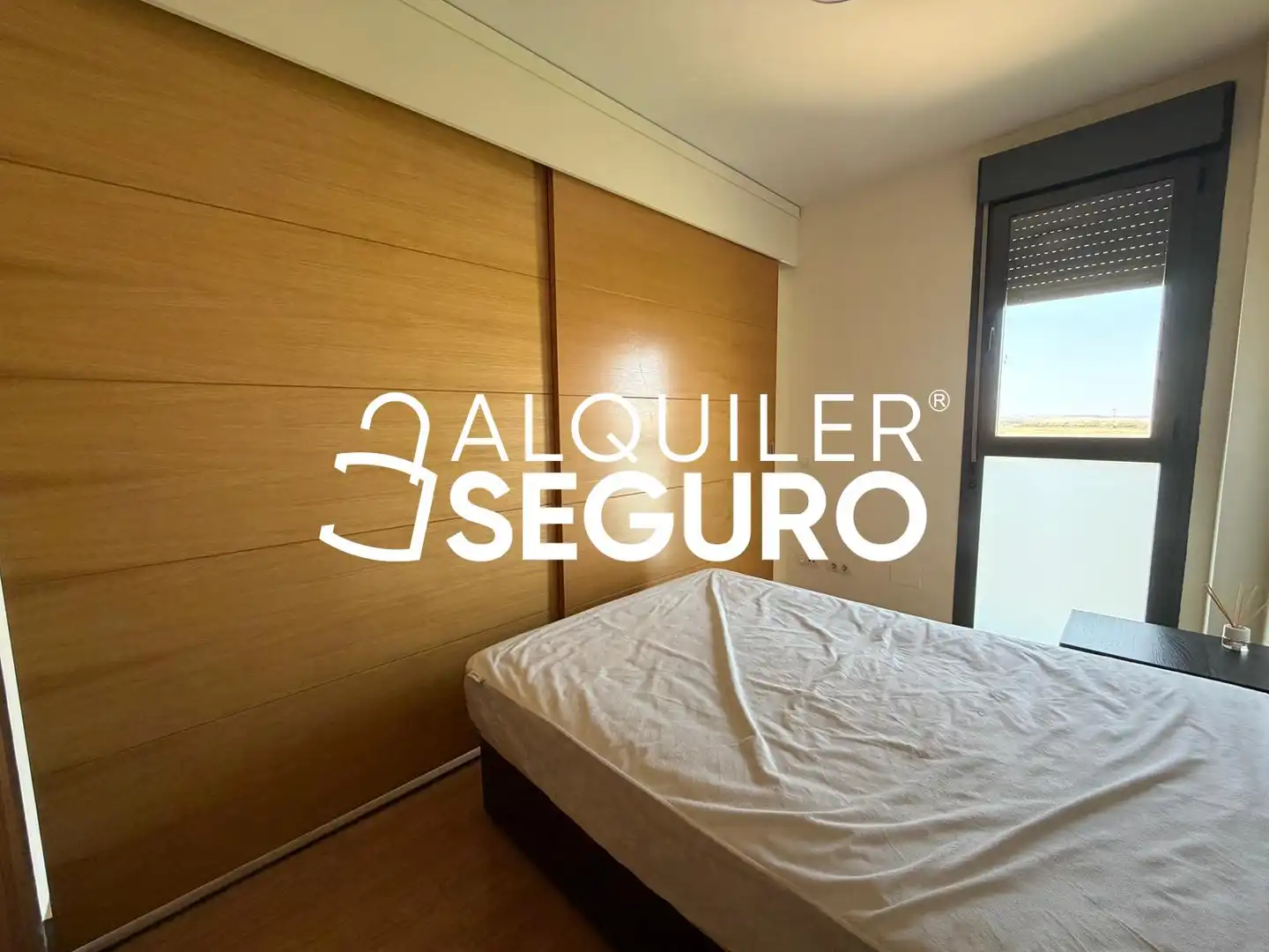 Habitación de Loft de alquiler en Madrid con Aire acondicionado, Calefacción y Trastero