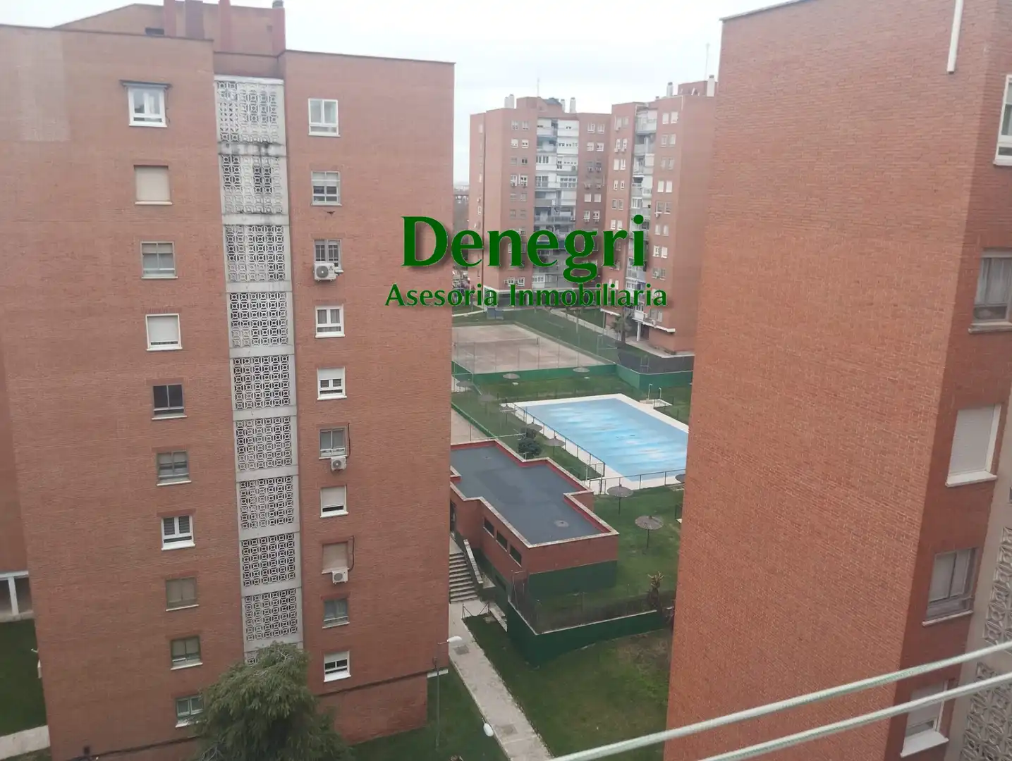 Piso con piscina en venta en Avenida del Alcalde José Aranda, imagen 3
