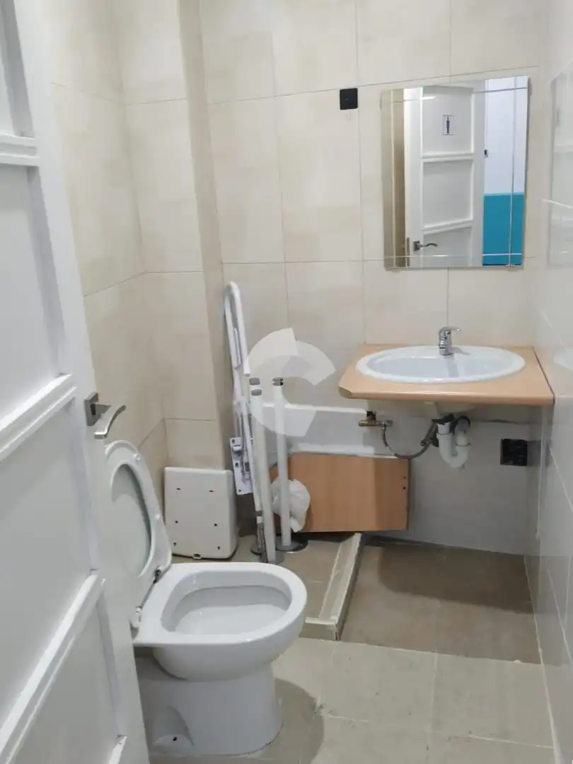 Bany de Local en venda en A Coruña Capital 