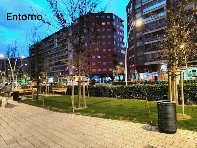 Exterior view of Flat for sale in Zaragoza  with Heating and Furnished