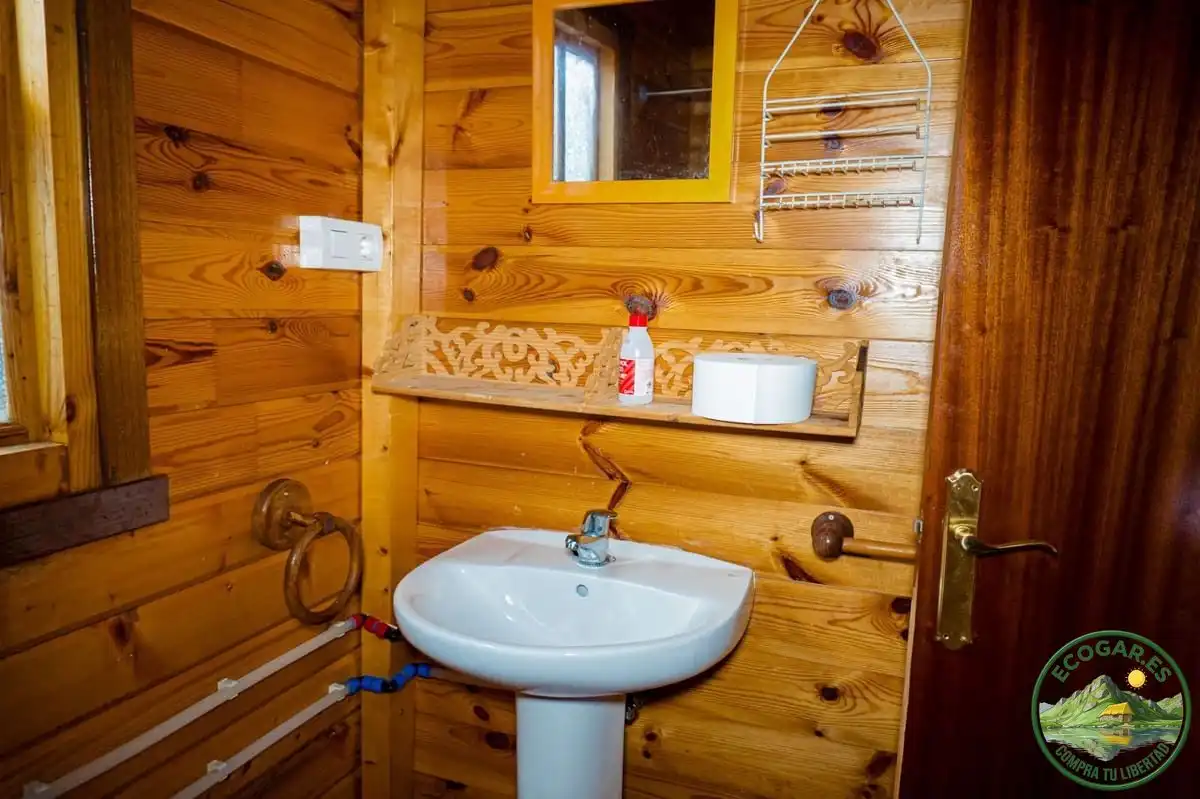 Baño de Casa o chalet en venta en Villagatón con Aire acondicionado, Calefacción y Jardín privado