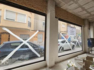 Locale commerciale in vendita a Pérez Cervera