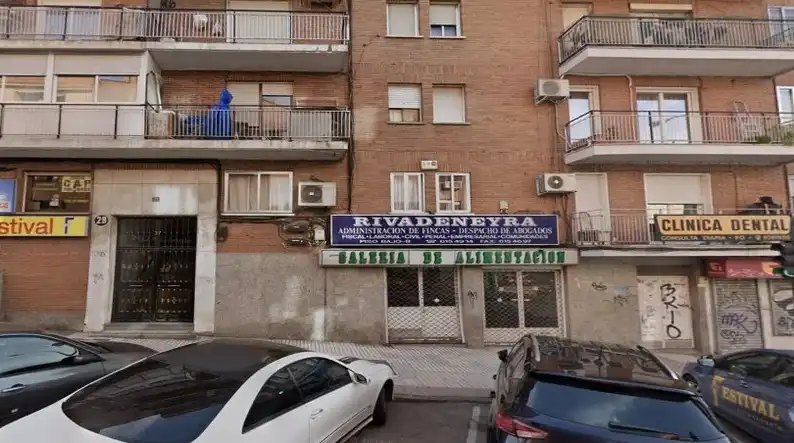 Vista exterior de Piso en venta en Fuenlabrada