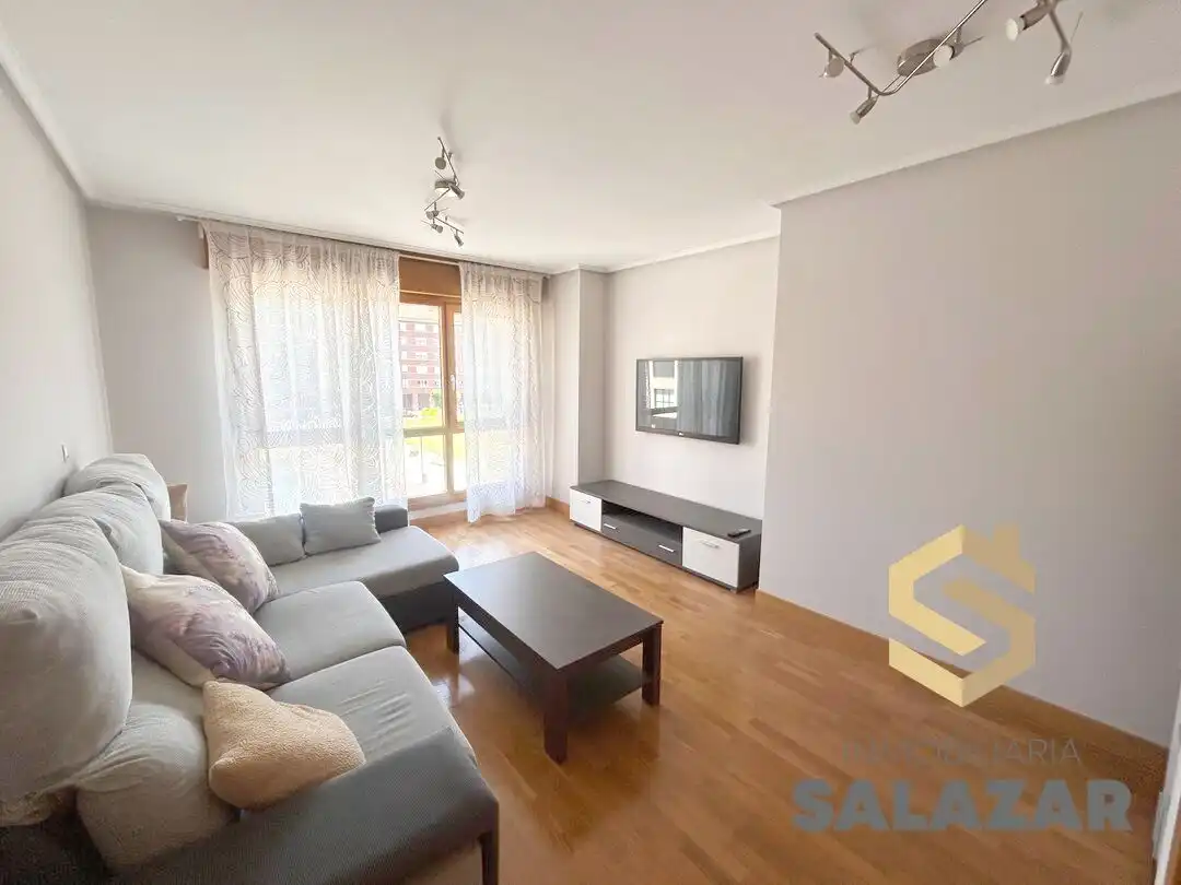 Living room of Flat for rent in Etxebarri  with Heating