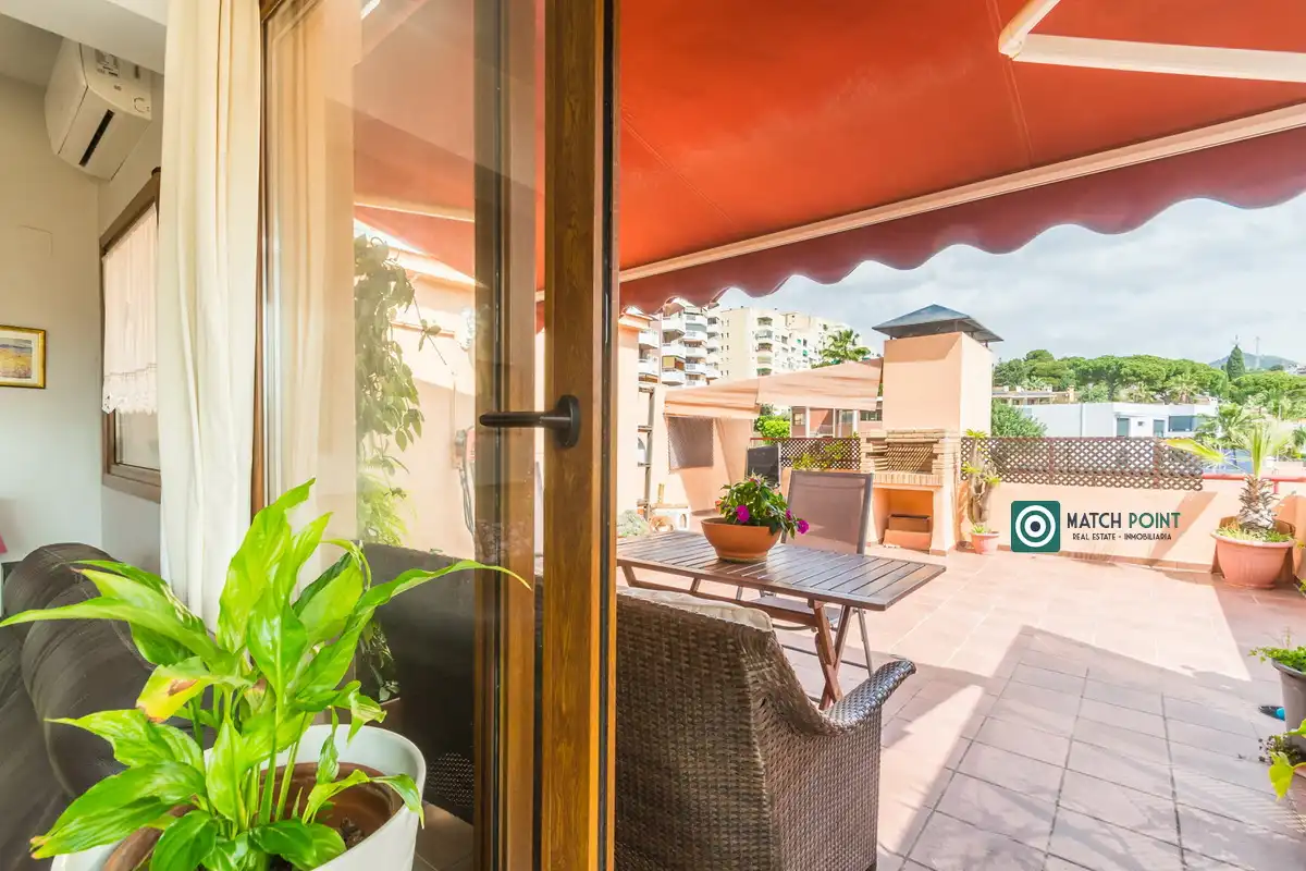 Piso en venta en Carril Castell, Limonar