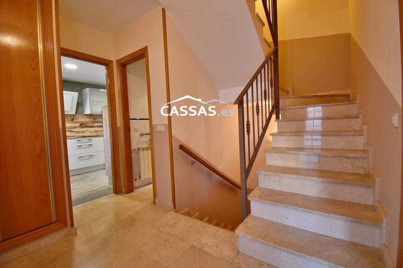 Single-family semi-detached for sale in Torrejón de Ardoz  with Air Conditioner, Heating and Parquet flooring
