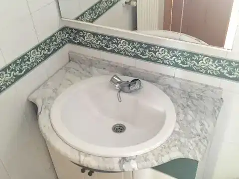 Baño de Piso en venta en Móstoles con Aire acondicionado