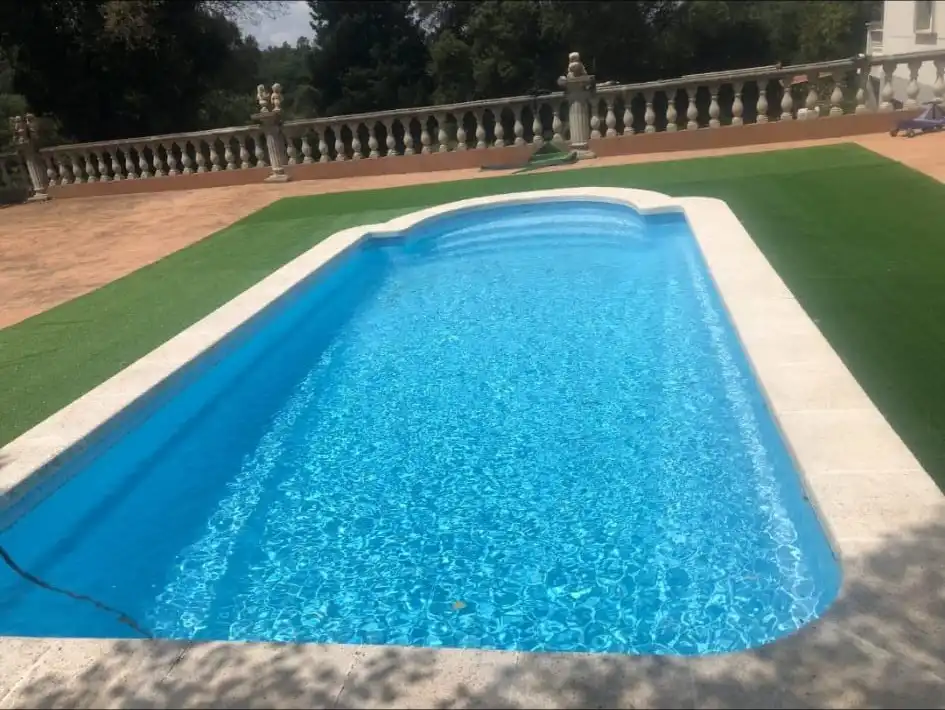 Piscina de Casa o xalet en venda en Sant Celoni amb Aire condicionat, Calefacció i Jardí privat