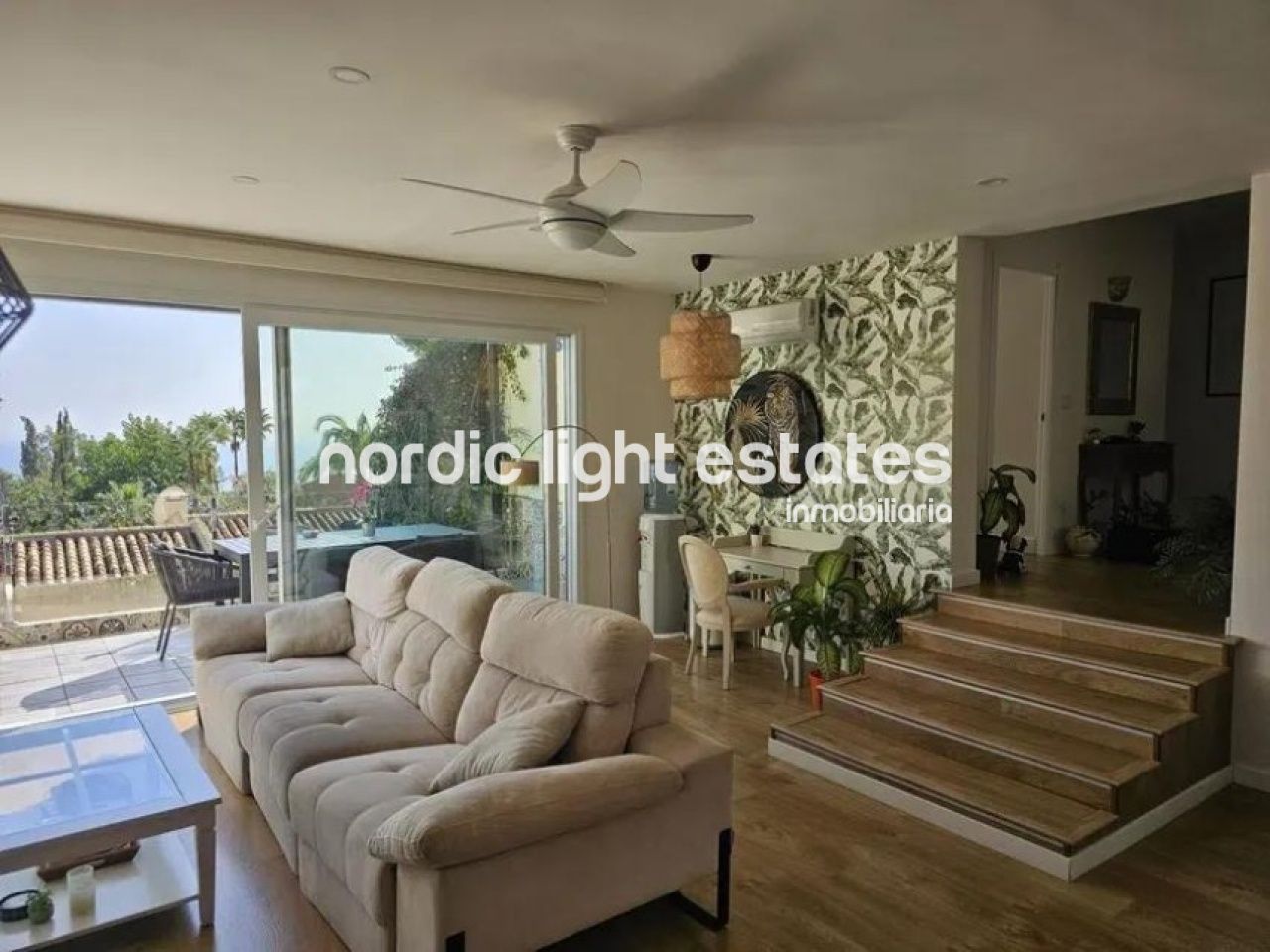 Living room of House or chalet for sale in Almuñécar  with Terrace and Storage room
