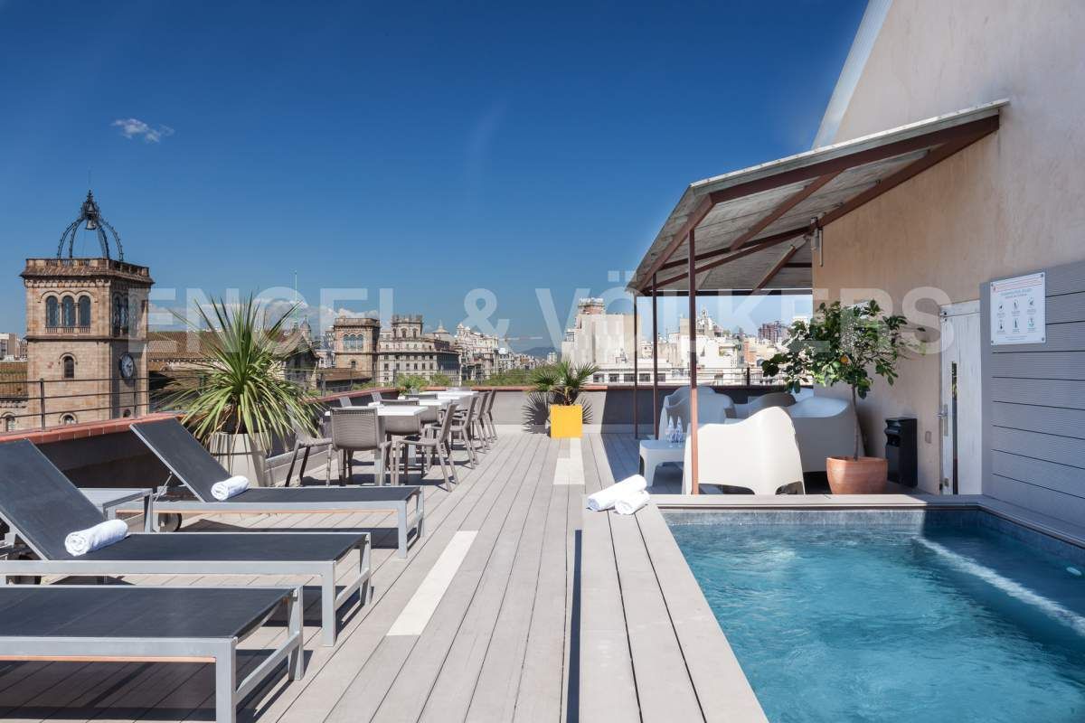 Terrace of Attic to rent in  Barcelona Capital  with Air Conditioner, Heating and Parquet flooring