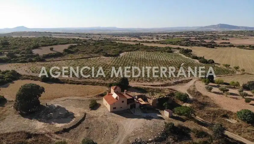 Finca rústica en venda en Almansa amb Calefacció, Jardí privat i Terrassa