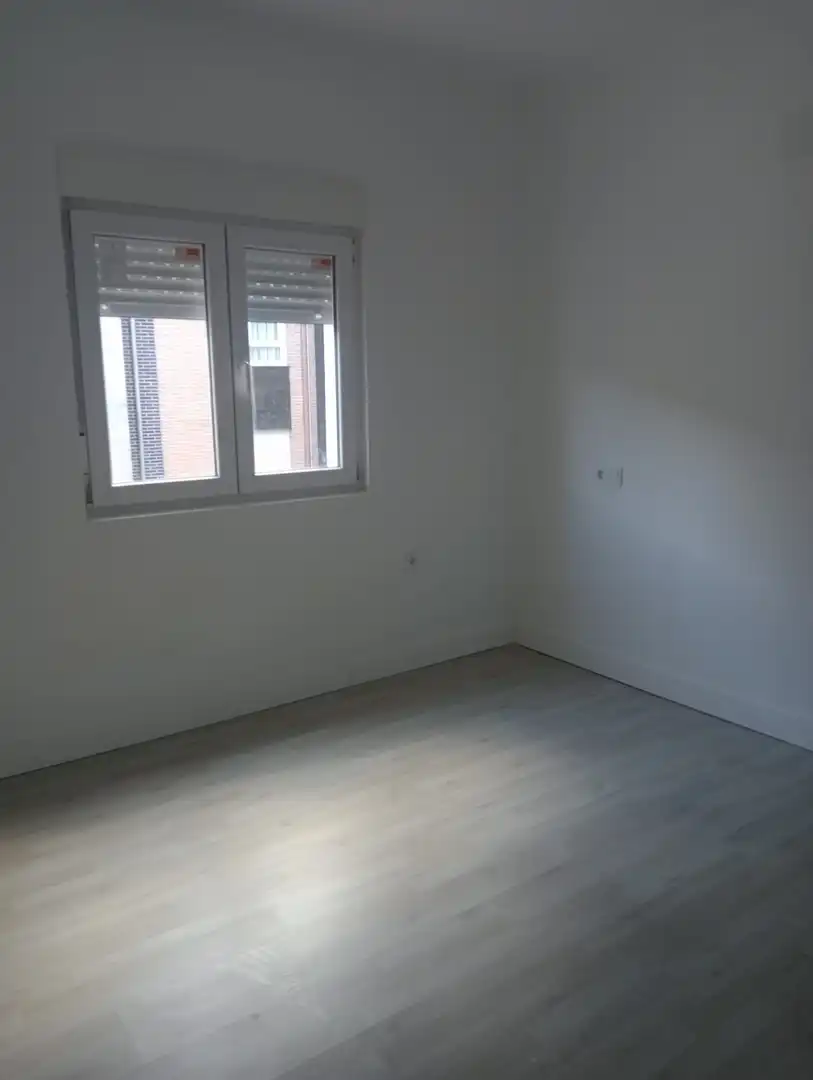 Habitación de Piso en venta en San Martín del Rey Aurelio con Terraza