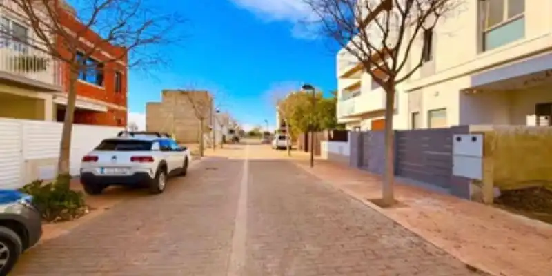 Wohnbaugrundstück zum Verkauf in Calle  Joanot Martorell, imagen 2