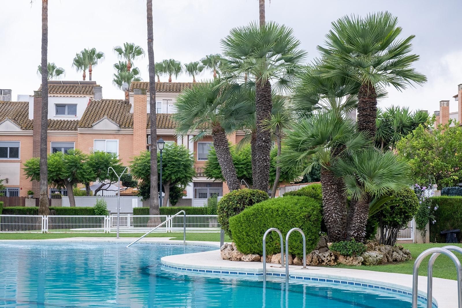 Piscina de Casa adosada en venda en Castellón de la Plana / Castelló de la Plana