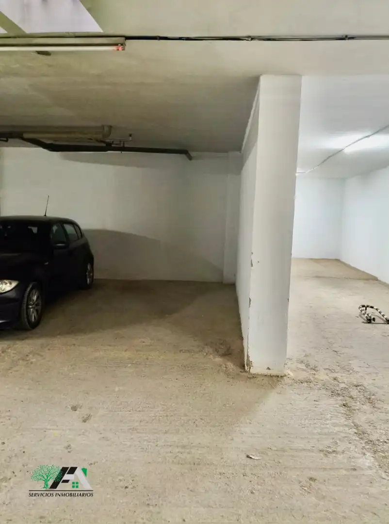 Einzelparkplatz zur Miete in Calle Enrique Moreno, imagen 4