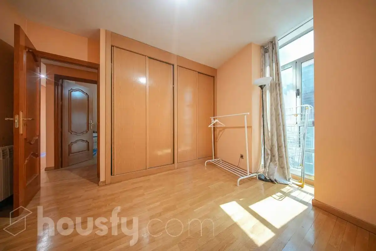 Flat for sale in Cine, Campamento