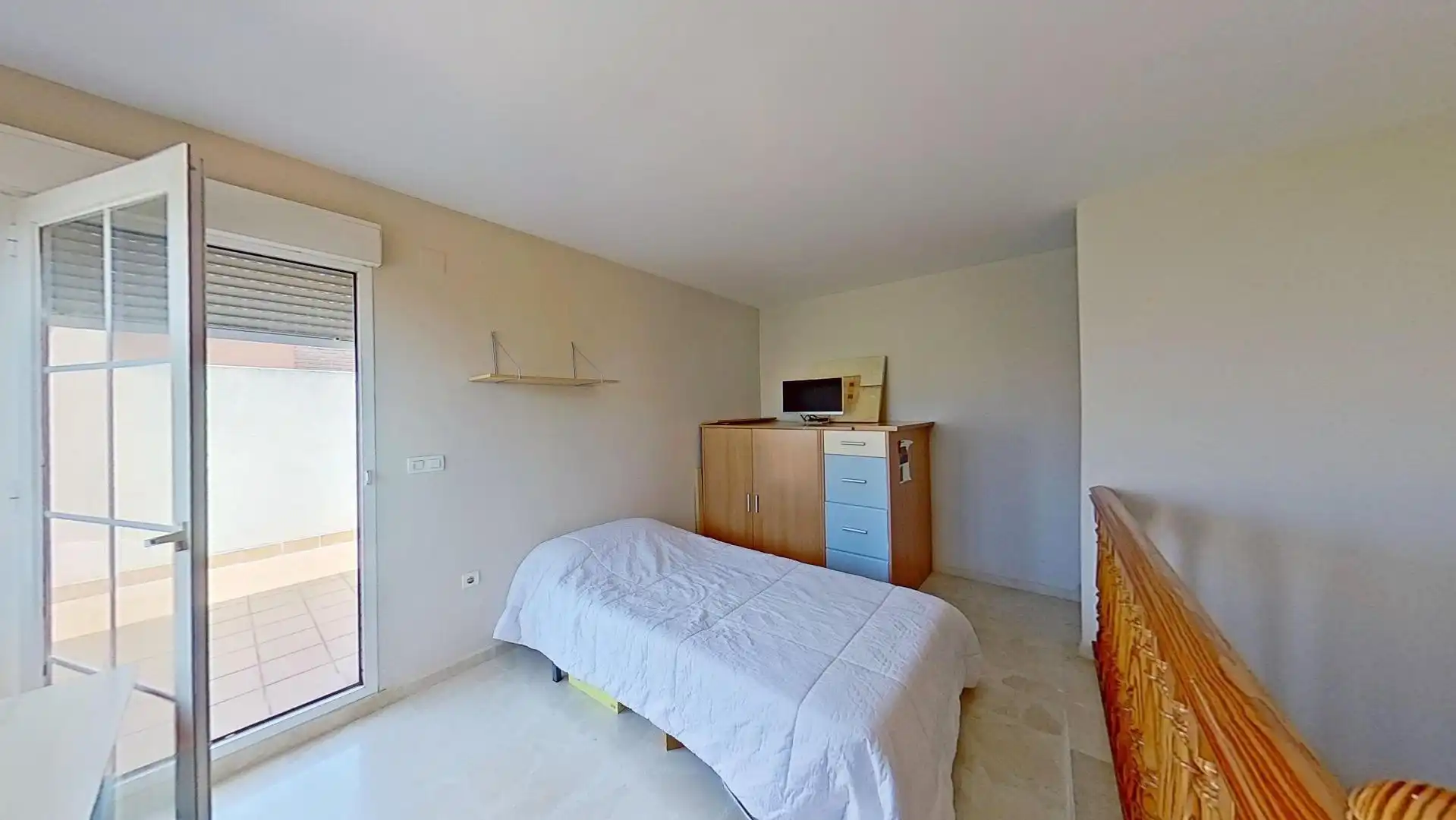 Dormitori de Casa o xalet en venda en Motril amb Terrassa i Balcó