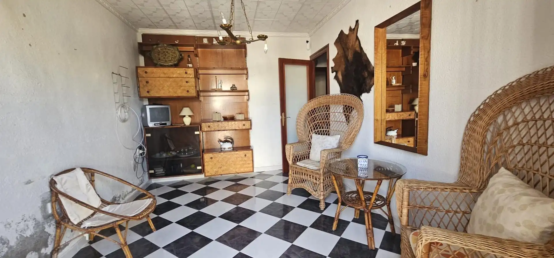 Sala de estar de Casa adosada en venta en Torrevieja con Jardín privado, Trastero y Amueblado