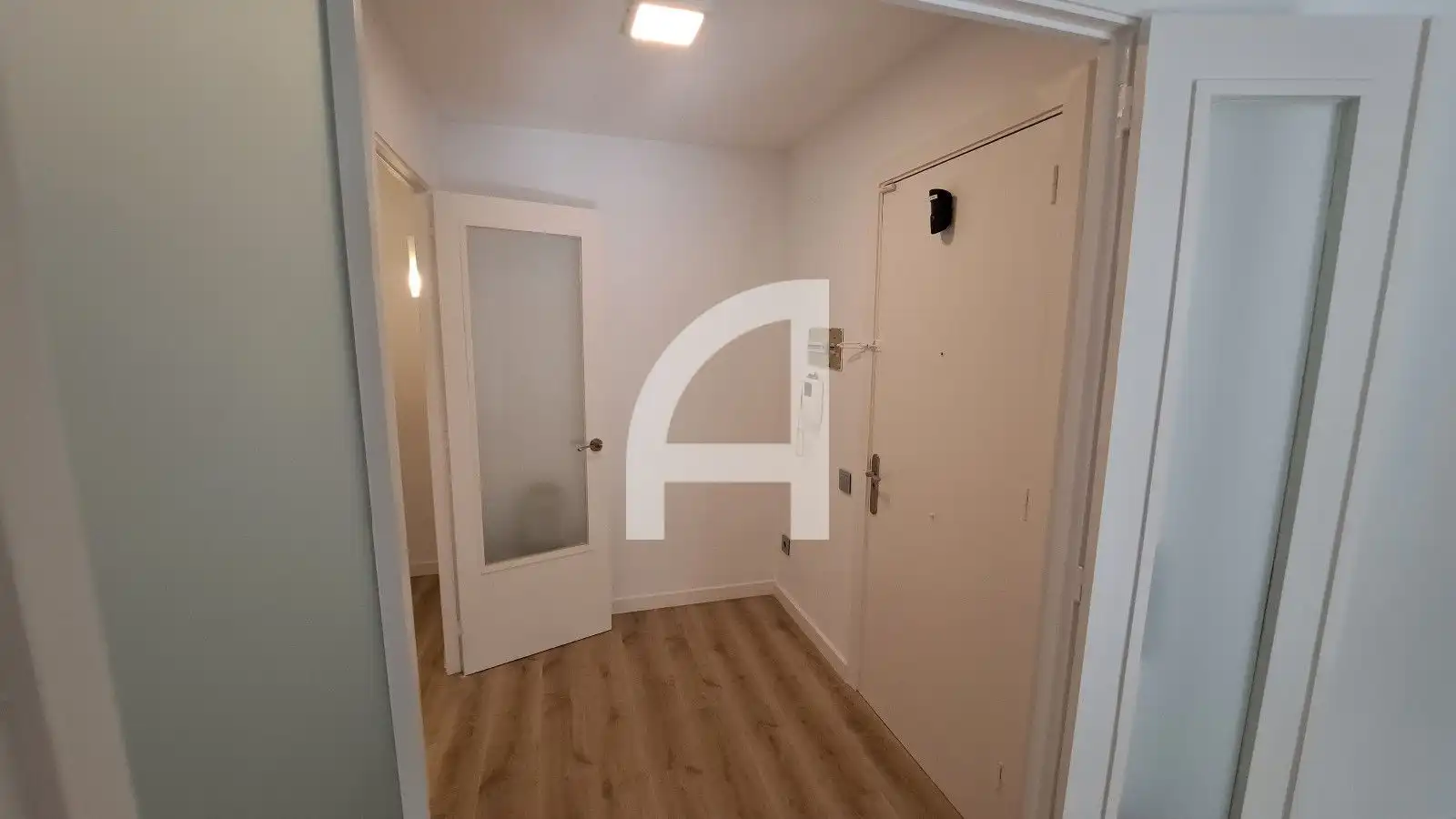 Piso en venta en Terrassa con Calefacción y Terraza