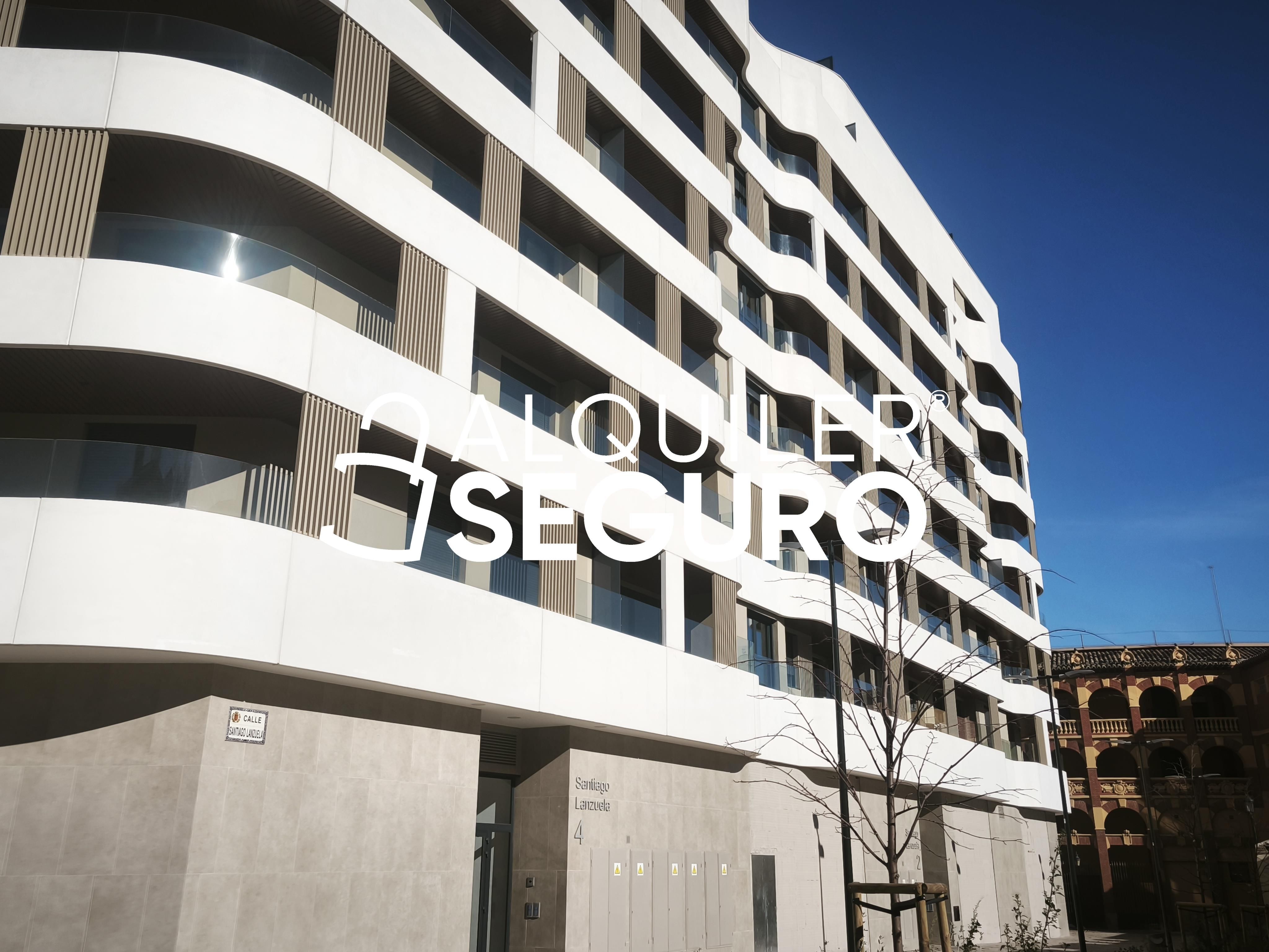 Vista exterior de Pis de lloguer en  Zaragoza Capital amb Aire condicionat, Calefacció i Terrassa