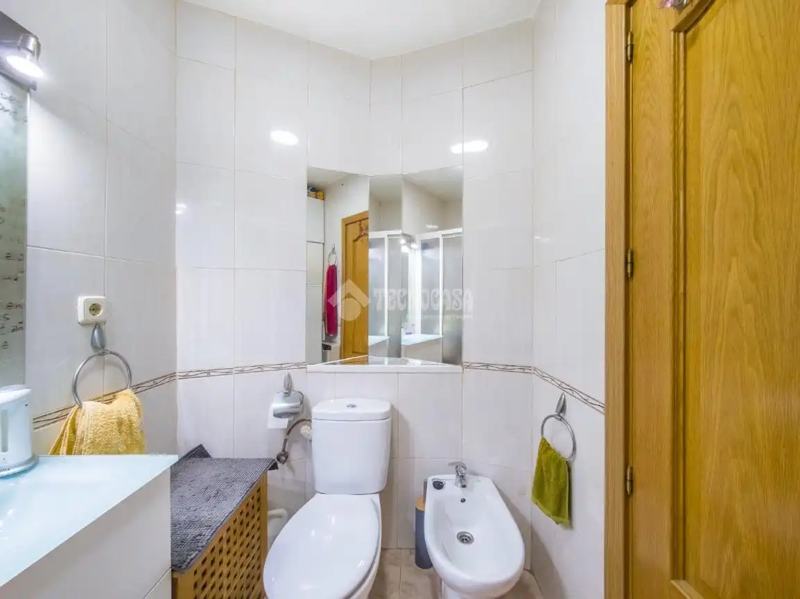Baño de Piso en venta en Madrid con Aire acondicionado y Calefacción