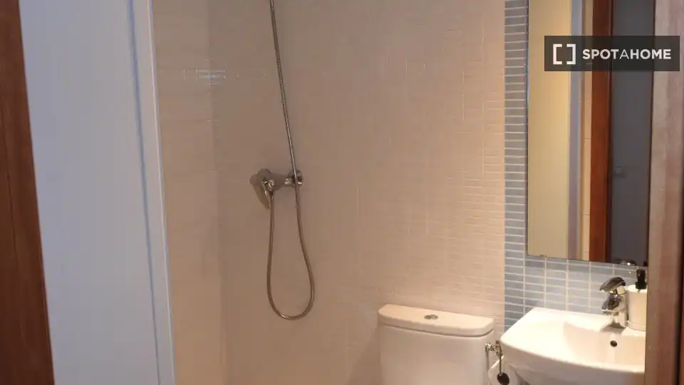 Habitación en Port Forum